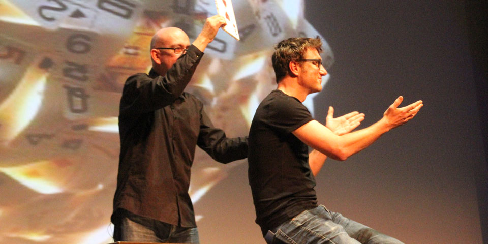 L’FCRi porta a Yomo l’espectacle “Màgia matemàtica, un viatge per la ciència”