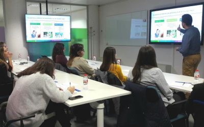 Alcon abre las puertas del Alcon Experience Center a estudiantes universitarios con motivo de la 23ª Semana de la Ciencia en Cataluña