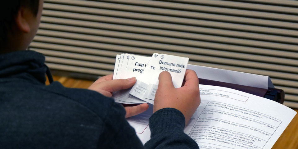 300 alumnes de 3r d’ESO clouran el quart programa “Joves, Ciència i Ètica”, dedicat a l’economia circular i regenerativa