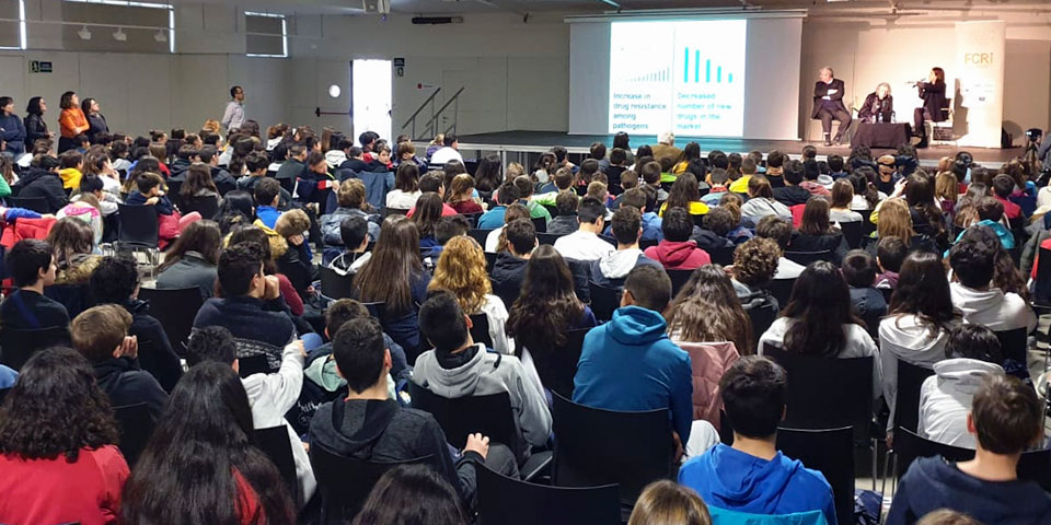 250 científicas debaten hoy cómo impulsar la presencia de la investigación avanzada y la innovación en la escuela rompiendo estereotipos de género