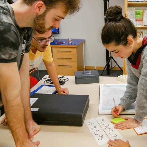 L’FCRI inicia la campanya de micromecenatge «Ciència per a tothom!» en el 25è aniversari de la Setmana de la Ciència