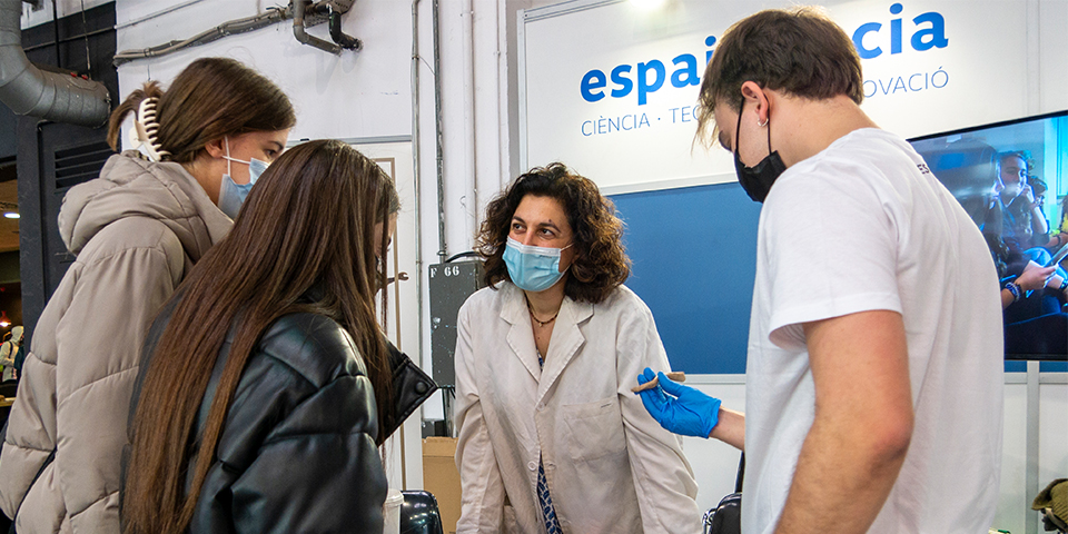 Arriba l’experiència immersiva de l’EspaiCiència amb més de 40 activitats interactives de ciència destinades als joves