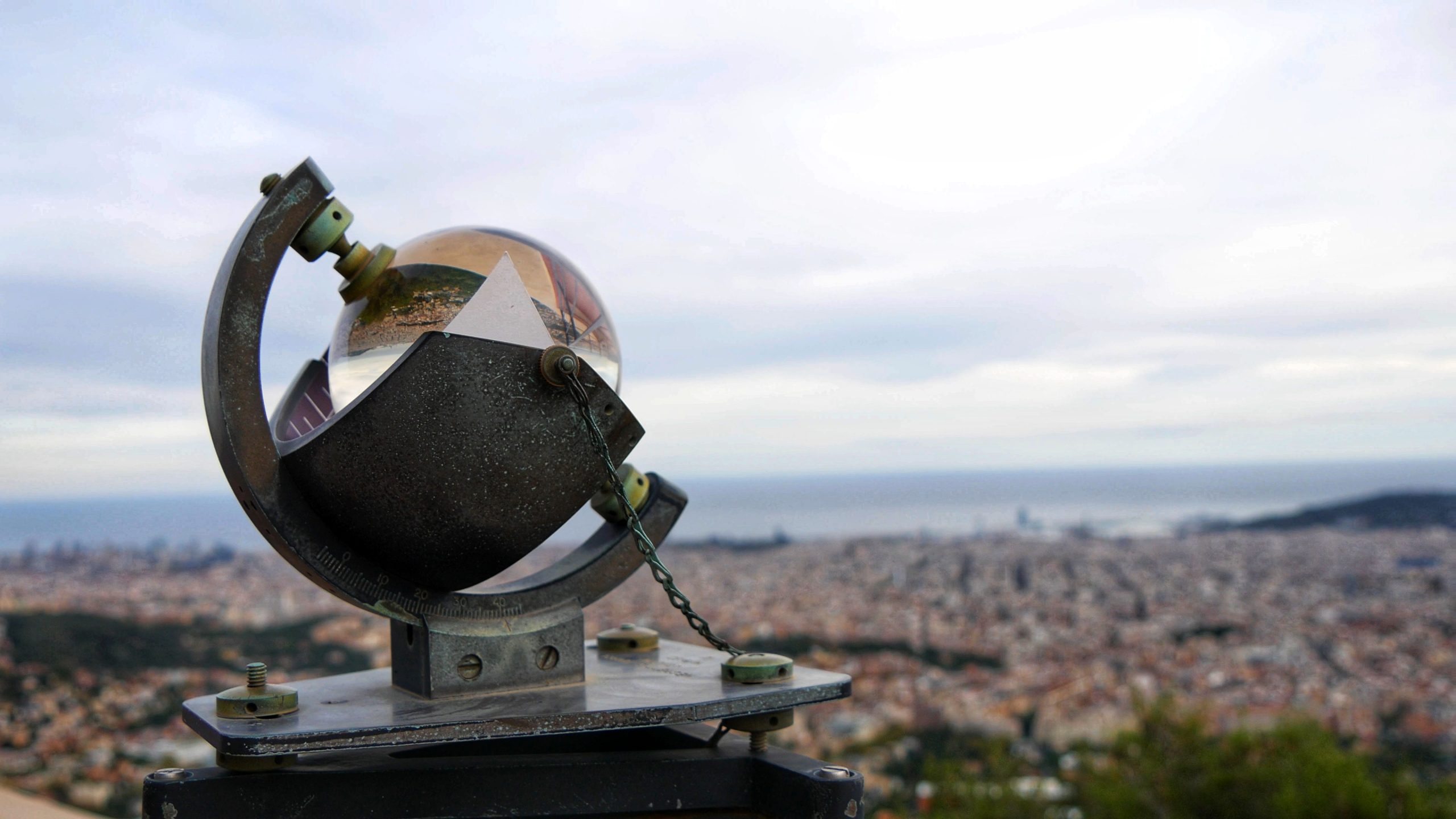 6CF8287F-C833-416E-8781-5B2BF878F0E9