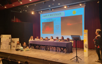 Els petits talents científics de L’Hospitalet exposen els seus treballs