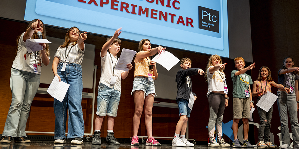 Alumnat de primària de la Noguera, l’Urgell i el Pla d’Urgell exposen els seu projectes de recerca als Encontres de Petits Talents Científics
