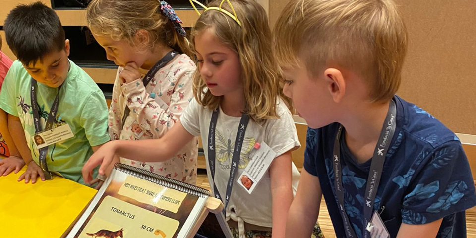 Comencen els diferents congressos i encontres del programa Petits Talents Científics celebrats el mes de maig arreu de Catalunya